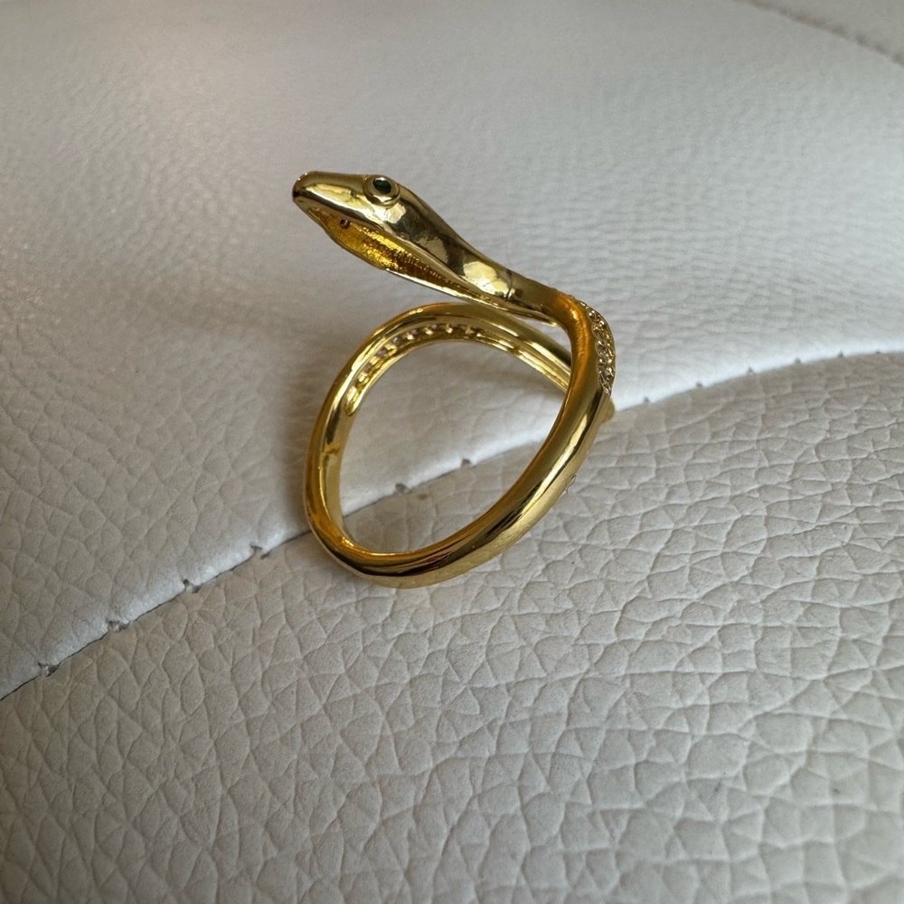 Snake Ring Gold Tone and Rhinestone Adjustable New - Picture 7 of 8
